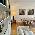 شقة Luxury Designer Notre-dame With Terrace باريس