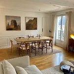 Luxury Designer Notre-dame With Terrace شقة