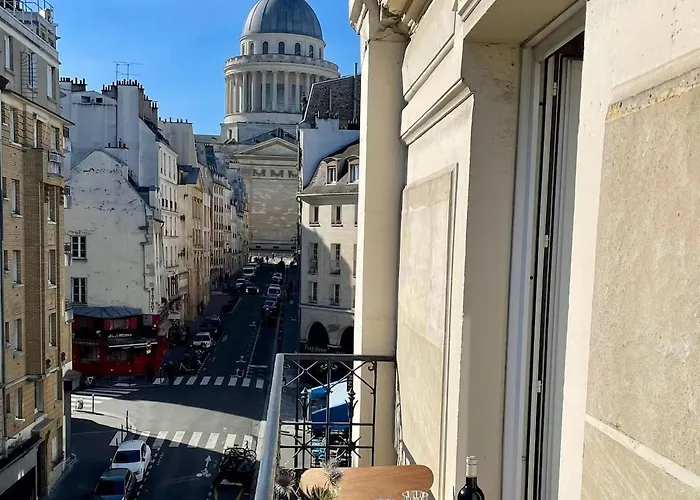 Luxury Designer Notre-dame With Terrace *