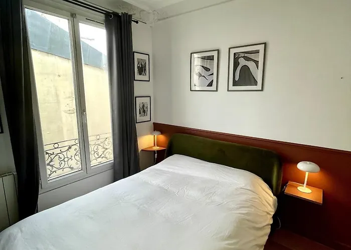 Appartement Luxury Designer Notre-dame With Terrace Parijs