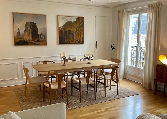Luxury Designer Notre-dame With Terrace Appartement